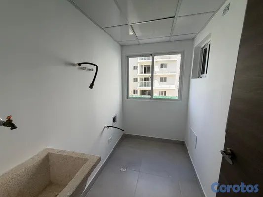 apartamentos - vendo apartamento Cayetano Germosen tres habitaciones balcón tres baños dos para 9