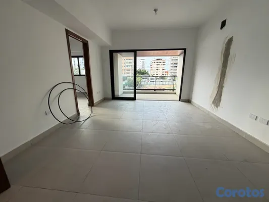 apartamentos - vendo nuevo Evaristo Morales piso 3 una habitación 1.5 baños parqueo área social 3