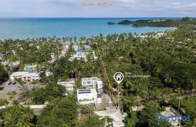 Casa de 3 Hab. En venta - a solo pasos de la famosa Playa Bonita.