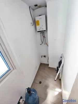 apartamentos - vendo avenida independencia jardines del Sur tercero nivel dos hab 2.5 baños par 5