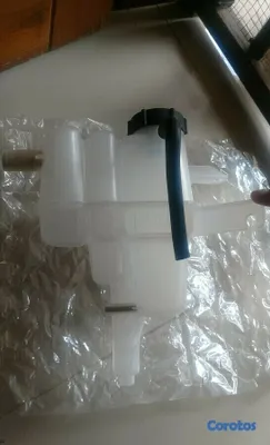 repuestos - Depósito de Coolant Ford Escape 2008-2012 - Heavy Duty 6