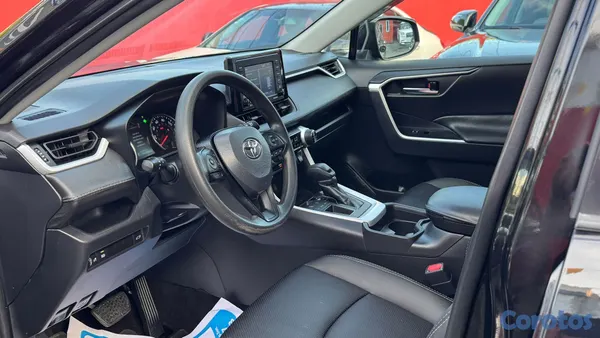 jeepetas y camionetas - 2021 Toyota RAV4 XLE plus 
tengo año 23 y 24 disponible también  3