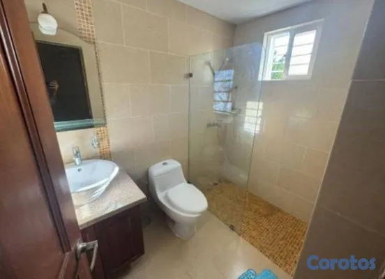 apartamentos - Primer nivel con patio 4 habitaciones en venta en  18