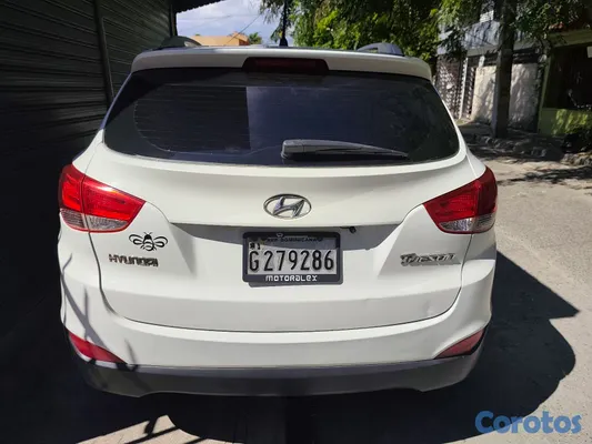 jeepetas y camionetas - Hyundai Tucson 2012 5