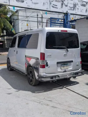 jeepetas y camionetas - TOYOTA LITE ACE 2013 10