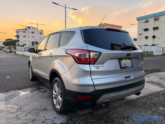 jeepetas y camionetas - 2017 FORD ESCAPE  4