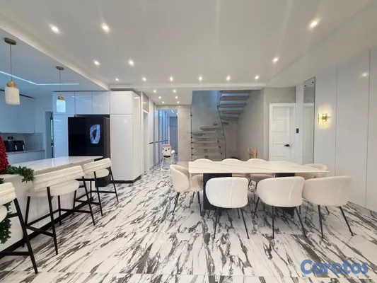apartamentos - vendo PH renacimiento tres habitaciones con baño tres parqueos terraza privada  14