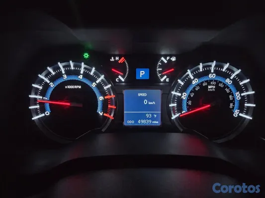 jeepetas y camionetas - Toyota 4runner trd off-road 2018 10
