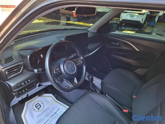 carros - suzuki Swift gl híbrido 2026 4