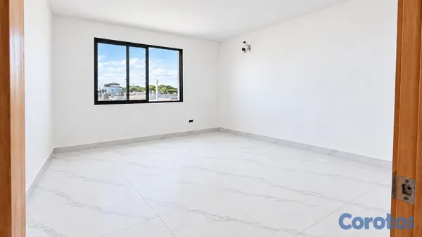 casas - Casa en venta con Piscina, Avenida Ecológica, Proy 6
