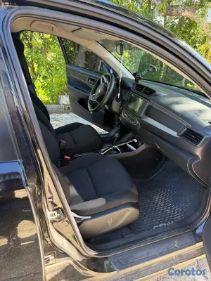 jeepetas y camionetas - Honda BR-V, está en perfectas condiciones precio de oportunidad  8