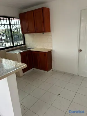 apartamentos - APARTAMENTO EN ALQUILER – ENSANCHE QUISQUEYA. 3er nivel.
 4