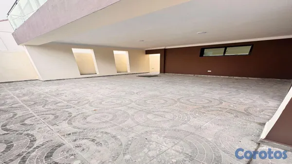 casas - Casa en Venta en la Autopista de San Isidro 5