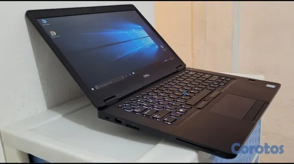 computadoras y laptops - Dell Slim 14 Pulg Core i5 Ram 8gb ddr4 Disco ssd hdmi teclado Retroiluminado  2