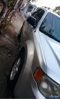 jeepetas y camionetas - Vendo Ford escape en excelente condición 6