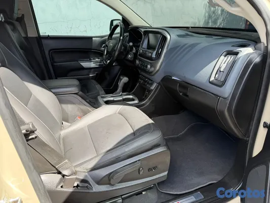 jeepetas y camionetas - chevroler colorado 2021 8