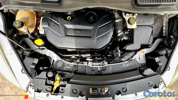 jeepetas y camionetas - 🚙 Ford Escape SE 2017 – 2.0 EcoBoost Turbo 4