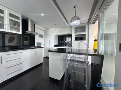 APARTAMENTO DE 3 HABITACIONES EN ALQUILER CON AMPLIA TERRAZA PRIVADA