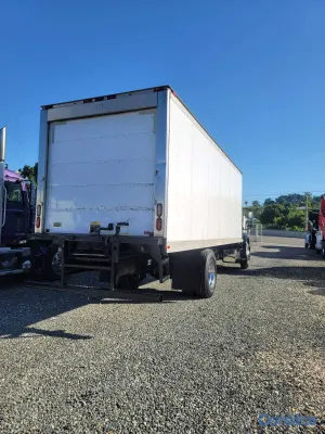 camiones y vehiculos pesados - FREIGHTLINER M2 106 AÑO 2019 3