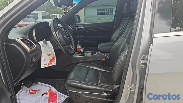 jeepetas y camionetas - Jeep Grand Cherokee Ladero 2014
 7