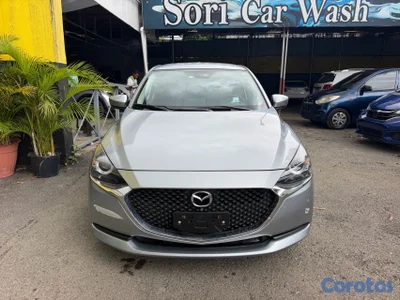 Mazda 2 touring 2021 