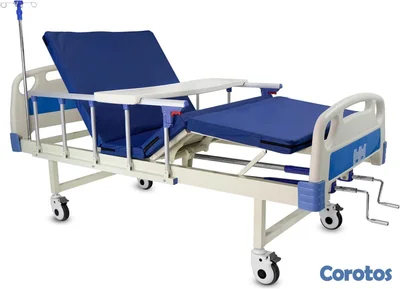 Cama ajustable manual con ruedas y barandas – Entr