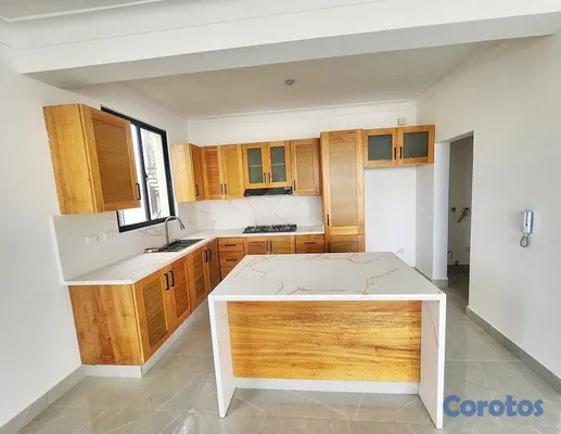 apartamentos - APARTAMENTO RENTA CON PATIO PROXIMO AL HOMS STGO. 6
