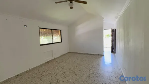 casas - Casa de 4 Habitaciones en Alquiler en Herrera con 7 Parqueos 7