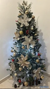Arbol de navidad de 6 pies.