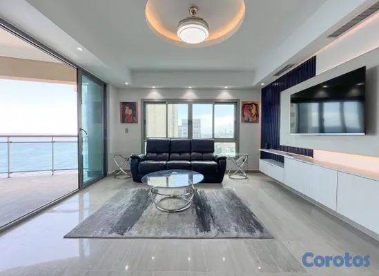 apartamentos - Alquiler apartamento amueblado 3 habs. frente al mar  17