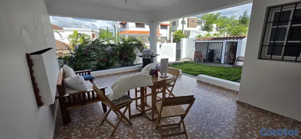 casas - Propietario vende casa amueblada en Cuesta Hermosa III 20