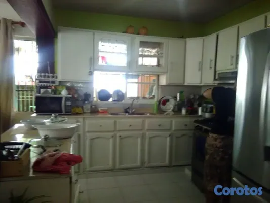 casas - Casa 450m2 en Av. Independencia 2 Pisos 3 Habitaciones 3 Baños ideal para proyet 9