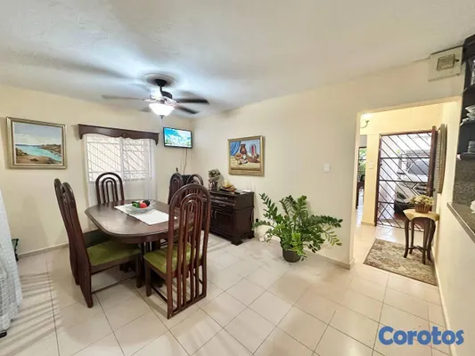 apartamentos - Casa de 2 Niveles en Urbanización Velazcasas – Av. 5