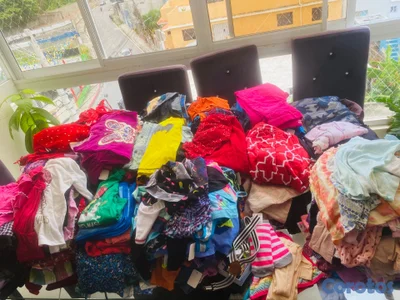 Lote mixto de ropa premium de niños y niñas 
