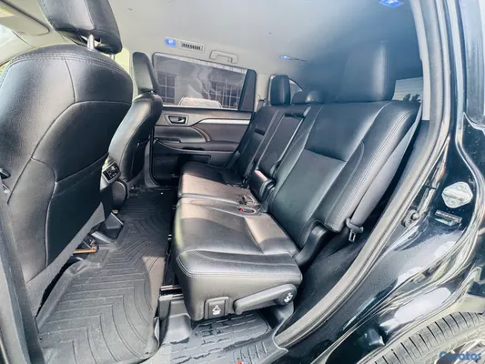 jeepetas y camionetas - TOYOTA HOGHLANDER LE 2015✅ 4 Cilindros / 3 Filas de asientos / 109,000km 7
