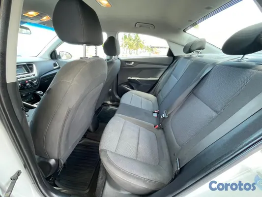 carros - Hyundai Accent SE 2021  4