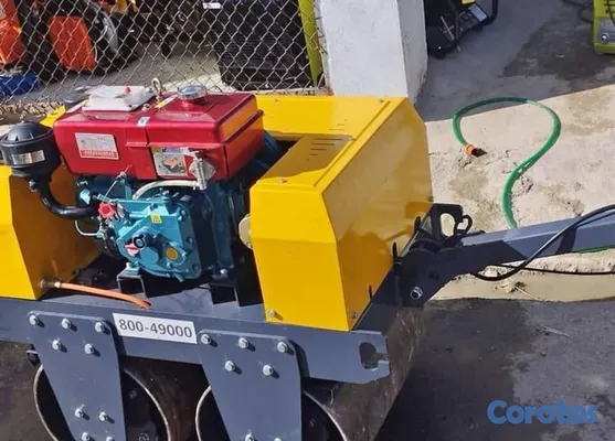 equipos profesionales - Rodillo Compactador Gasoil Motot tipo Kubota 2