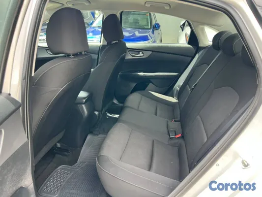 carros - Kia Forte LXS 2021 9