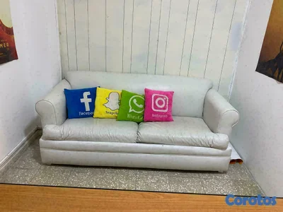 sofa cama en vinil blanco