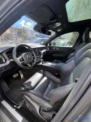 jeepetas y camionetas - Volvo XC-60 T5 R Design 2020
 4