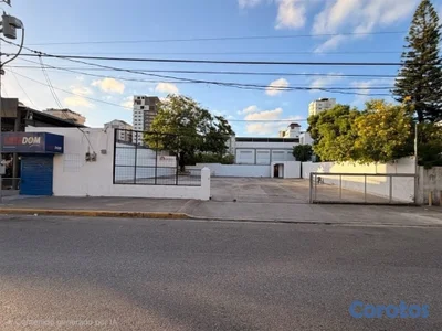 vendo solar en Avenida Betancourt