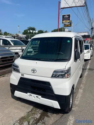 otros vehiculos - Toyota pixi Ban año 2020 precio 725,000 3