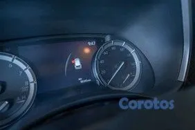 jeepetas y camionetas - Toyota higlander xle clean carfax 2020 5