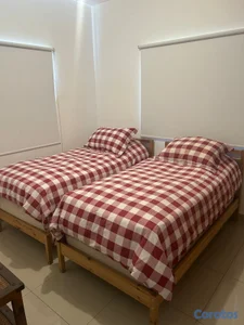 Camas Twin IKEA Tarva  Pino con Colchones