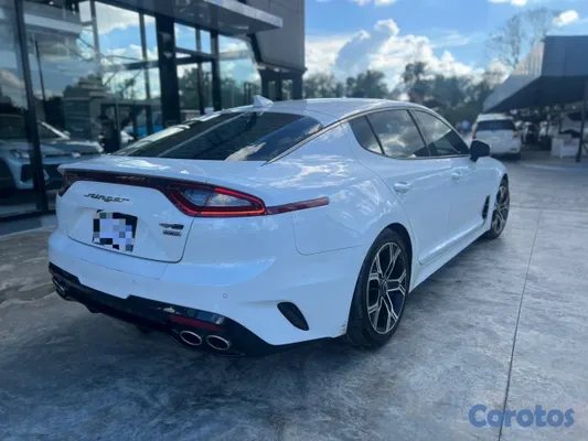 carros - kia stinger gt  13