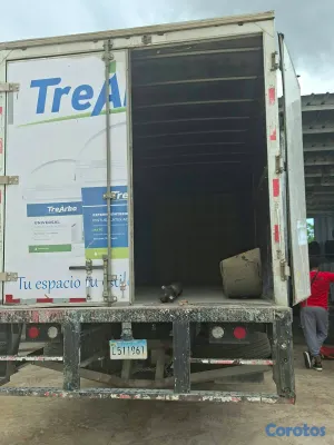 camiones y vehiculos pesados - VENDO FREIGHTLINER CAMION DE 2018 BUENA CONDICION 4