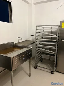Freidora para donas, churros y más. 