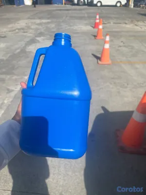 construccion e industrial - Galones Plásticos para Químicos y Bebidas | Fabricación de Envases y Tapas 4