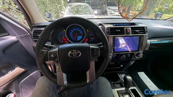 jeepetas y camionetas - Toyota 4runner sr5 2014 4