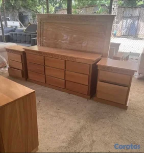 Dormitorio caoba  completo 